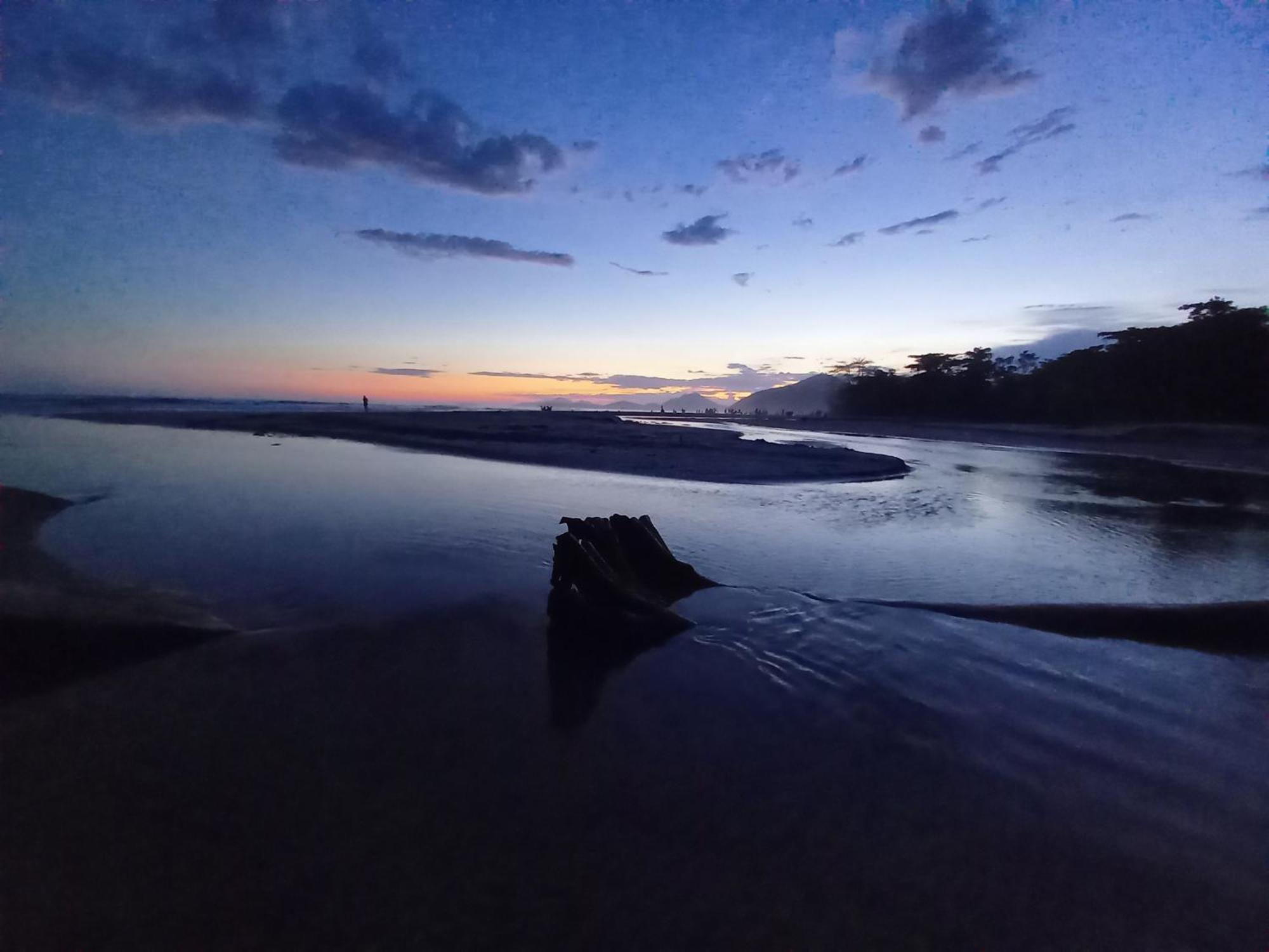 Suite No Condominio Itamambuca - Muito Perto Da Praia !!! Ubatuba Exterior foto